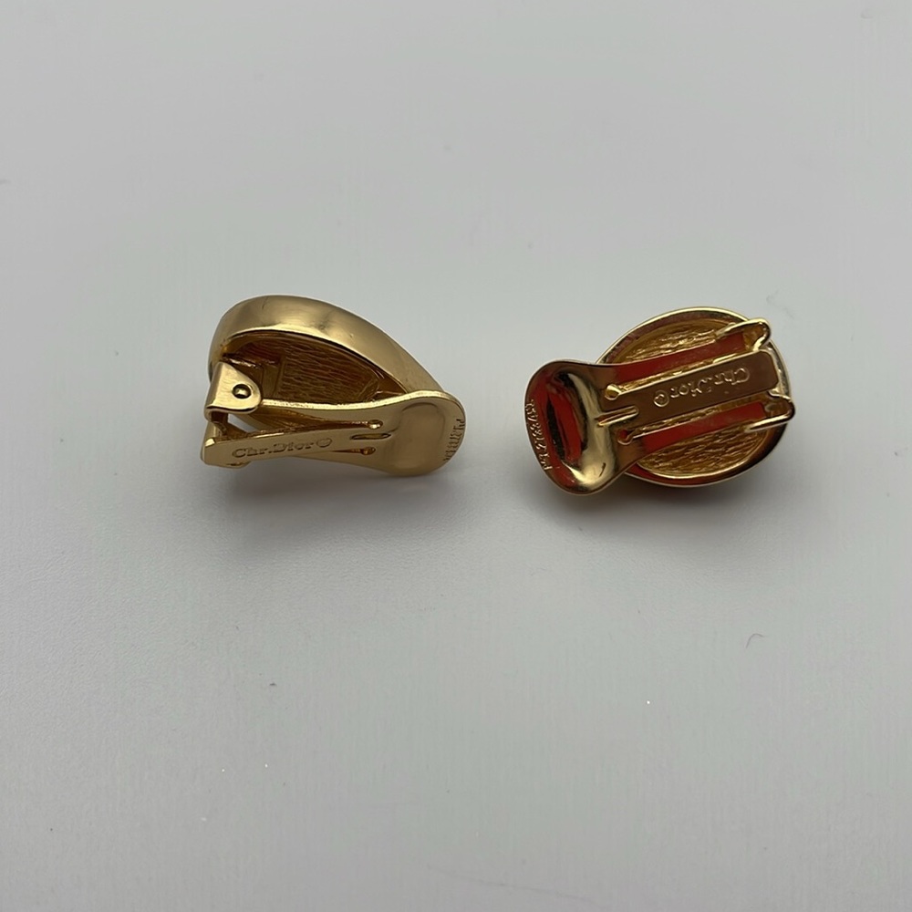 Christian Dior clip-on earrings - Picture 2 of 5